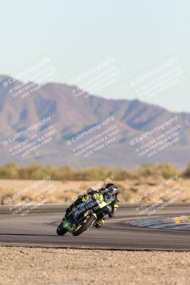 media/Dec-07-2025-CVMA (Sun) [[3e7d2de5dc]]/Race 17-Amateur Formula Middleweight/